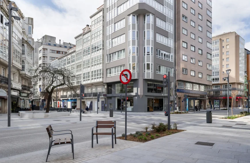 La reurbanización de la calle San Andrés en A Coruña ya es una realidad