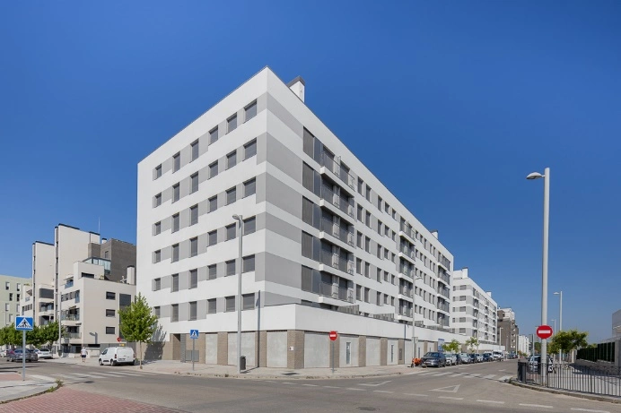 Obra residencial de viviendas VPPA y locales comerciales en El Cañaveral en Madrid