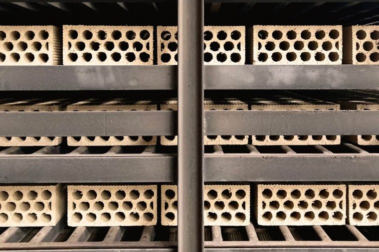 Cerámica Campo reduce un 39% las emisiones de CO2 en su planta de Laracha en 2020